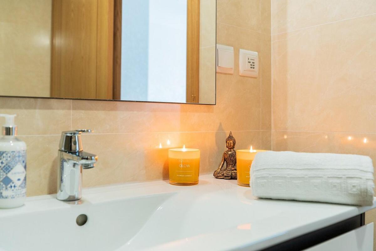 Modern Deco Apartment With Balcony Lisboa Ngoại thất bức ảnh